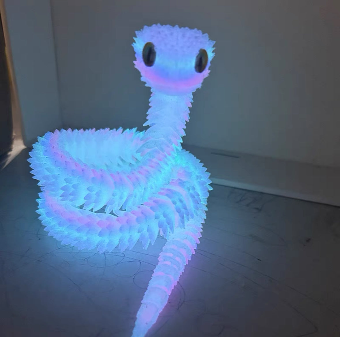 Adopt-A-Pet: 3D Printed Articulated Snake π